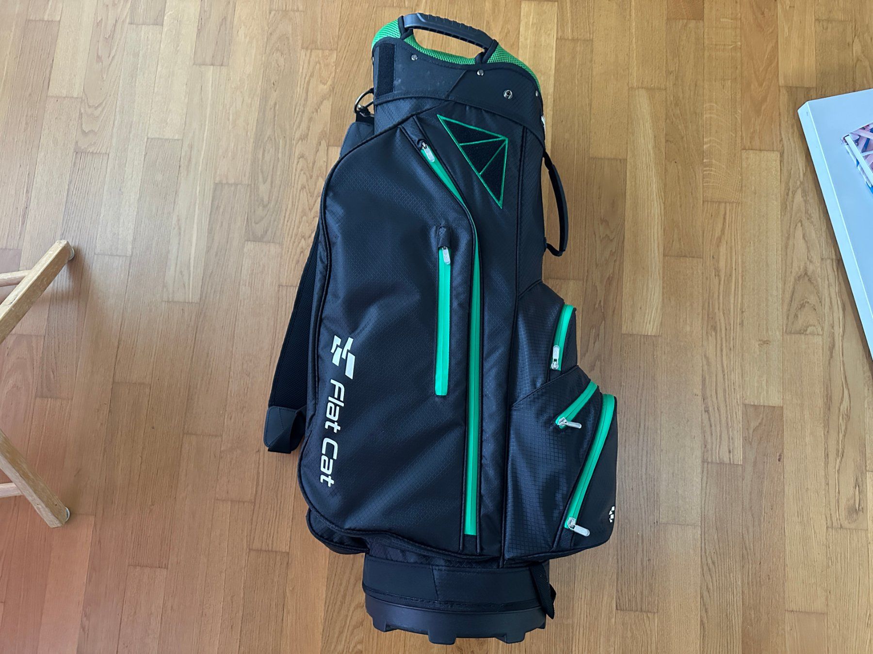 Mazze & Set: Flat Cat Light Fit Sac de Golf Neuf – Nuovo (secondo la descrizione) da Lausanne venduto da brixton 6