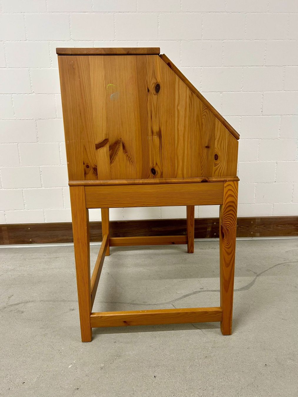 Ikea Alve Sekretär, Holz, Schreibtisch, Kommode, Büro (Gebraucht) in Lenggenwil für CHF 27 – nur Abholung auf Ricardo kaufen