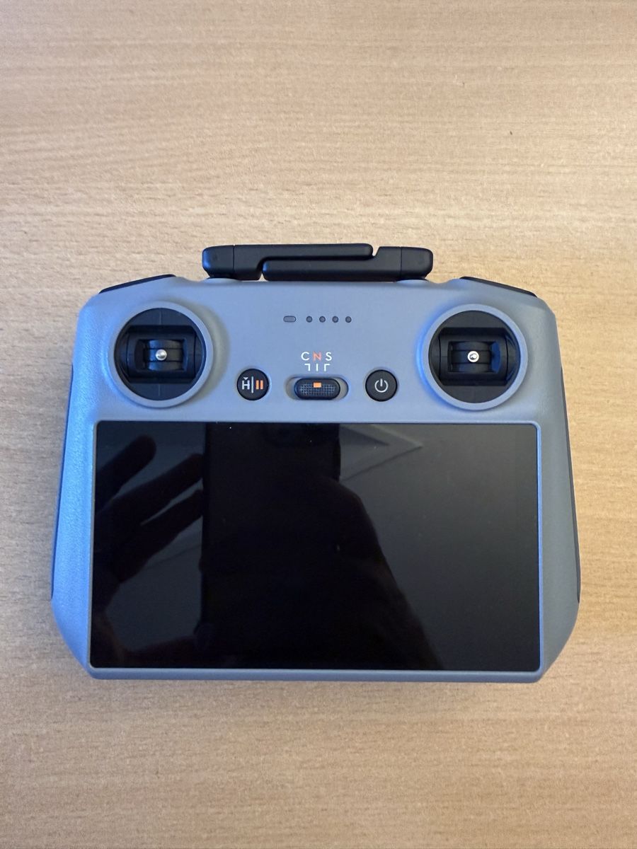DJI Telecomando: DJI Mini 4 Pro Fly More Combo, like new – Nuovo (secondo la descrizione) da Lenzburg venduto da schmoendli 6