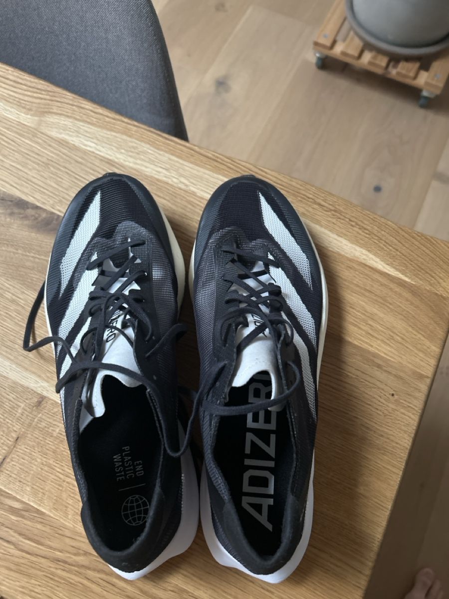 Adidas Chaussures hommes: Adidas Adizero Adios 8 – D'occasion à Thayngen par M4attz