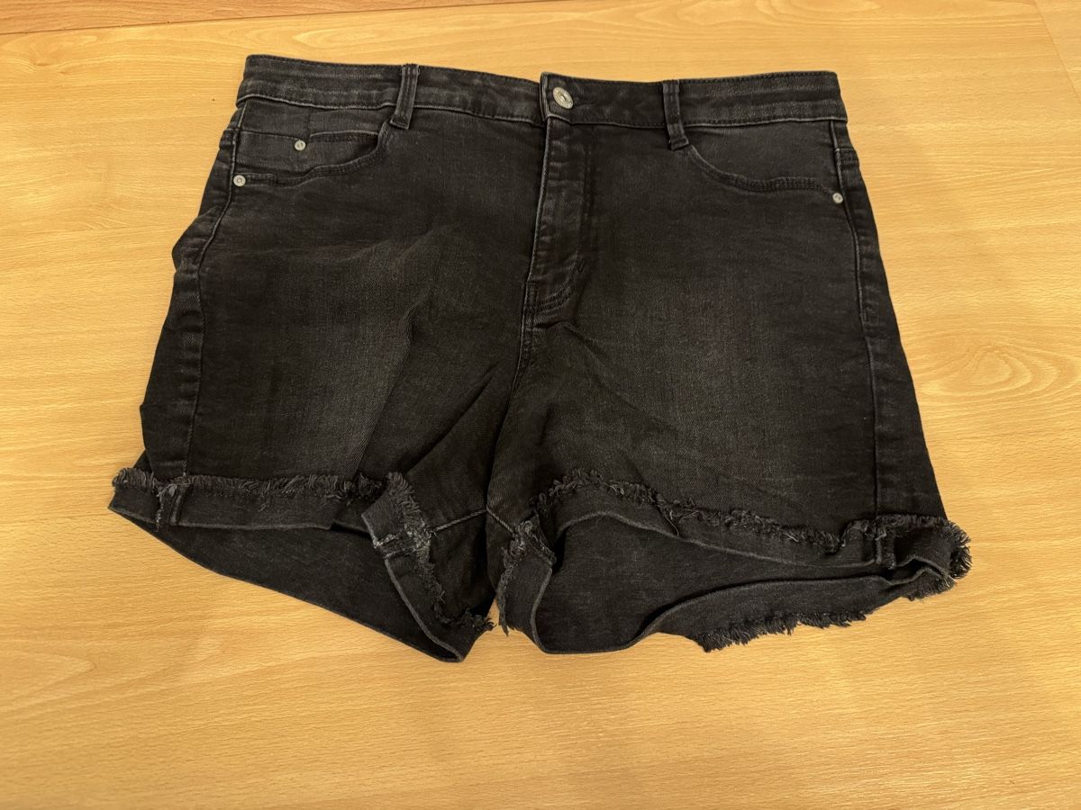 Hosen: Kurze Hose – Gebraucht aus Niederurnen von Salome.r02