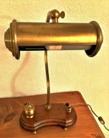 Lampe Tischlampe Bankierlampe Notarlampe Messing, Fuss Holz