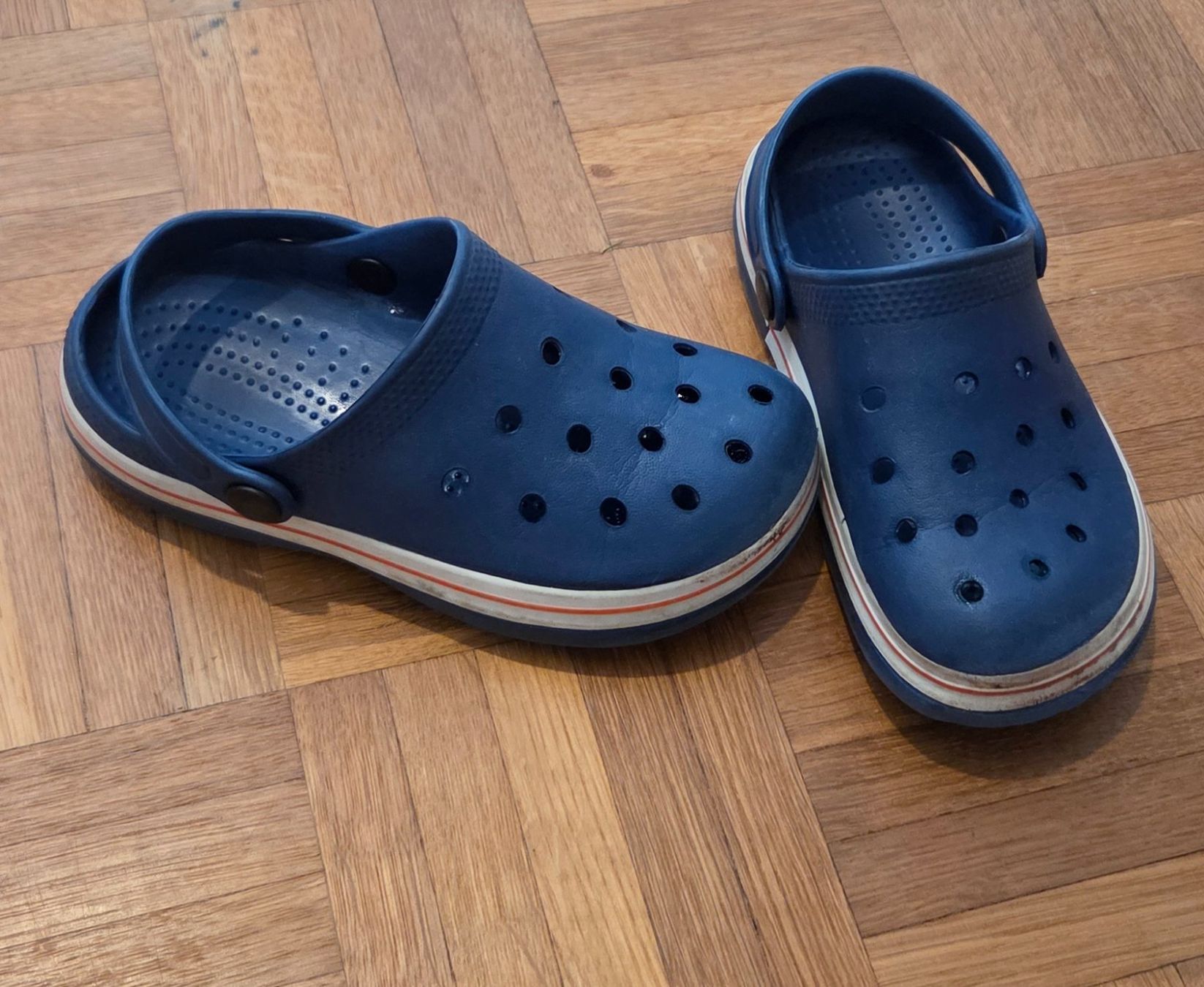 Chaussures garçon: Clogs  Garten- /Hausschuhe Gr. 29 – D'occasion à Basel par Mccasi