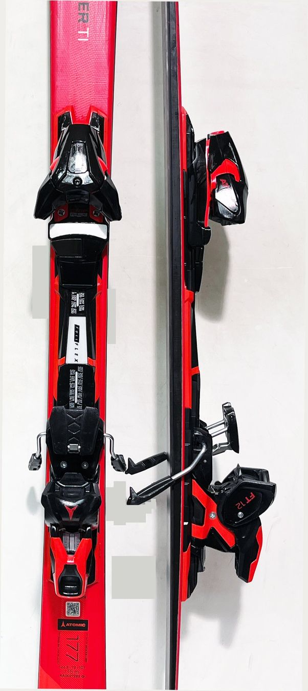 Atomic Skis: ATOMIC REDSTER Ti    177 cm; eine Saison gebraucht – Gebraucht aus Brüttisellen von SkiverkaufStepan 2