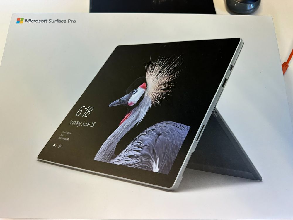 Microsoft Surface Pro 5.Gen 12.3" | Kaufen auf Ricardo