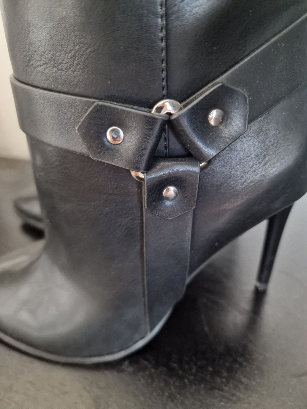 Scarpe da donna: Even&Odd Schwarze Stiletto-Stiefel, EU 38 – Nuovo (secondo la descrizione) da Zürich venduto da kri_8vhz 2