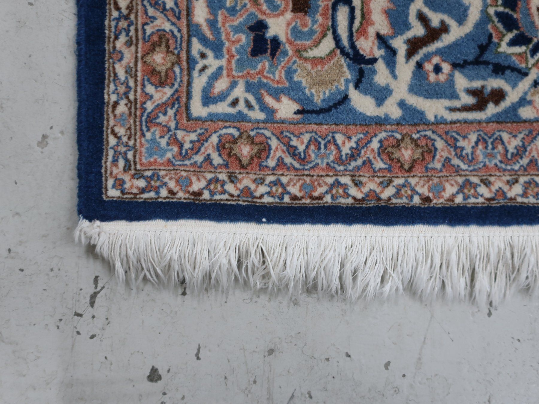 Tappeti: Teppich Blautöne floral – Usato da Volketswil venduto da brockipfannenstil 3
