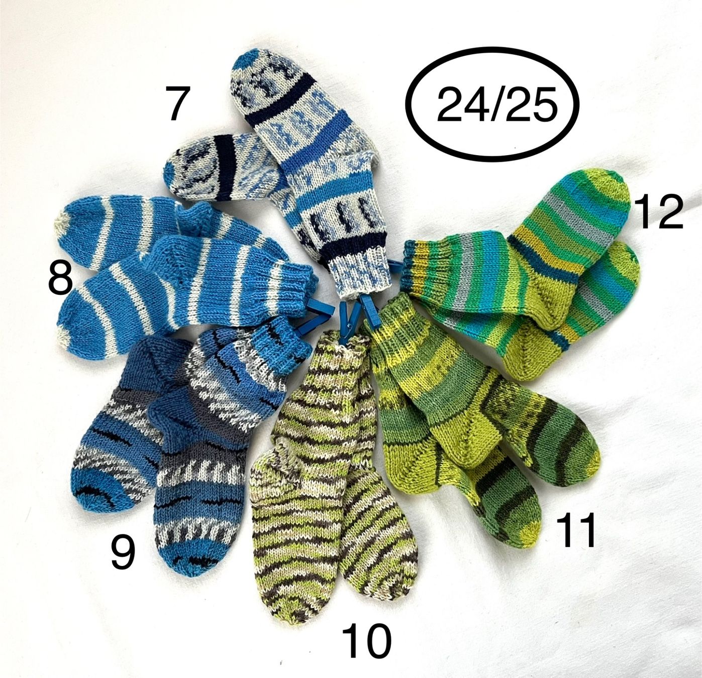 Calze per bambini: handgestrickte Socken, 24/25 – Nuovo e nell'imballaggio originale da Engelburg venduto da rautibus