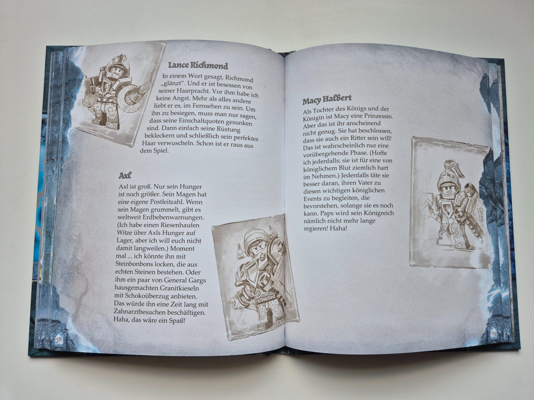 Bücher: LEGO  👾   BUCH DER MONSTER – Gebraucht aus Niederweningen von Obson 5