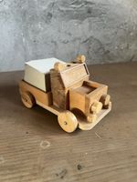 Porte-bloc en bois forme camion objet de bureau