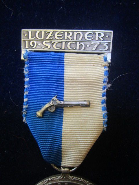 Medaglie: Luzerner Stich 1973 Pistole emailliertes Gemdewappen Hasle – Nuovo (secondo la descrizione) da Luzern venduto da Horoskop1 2