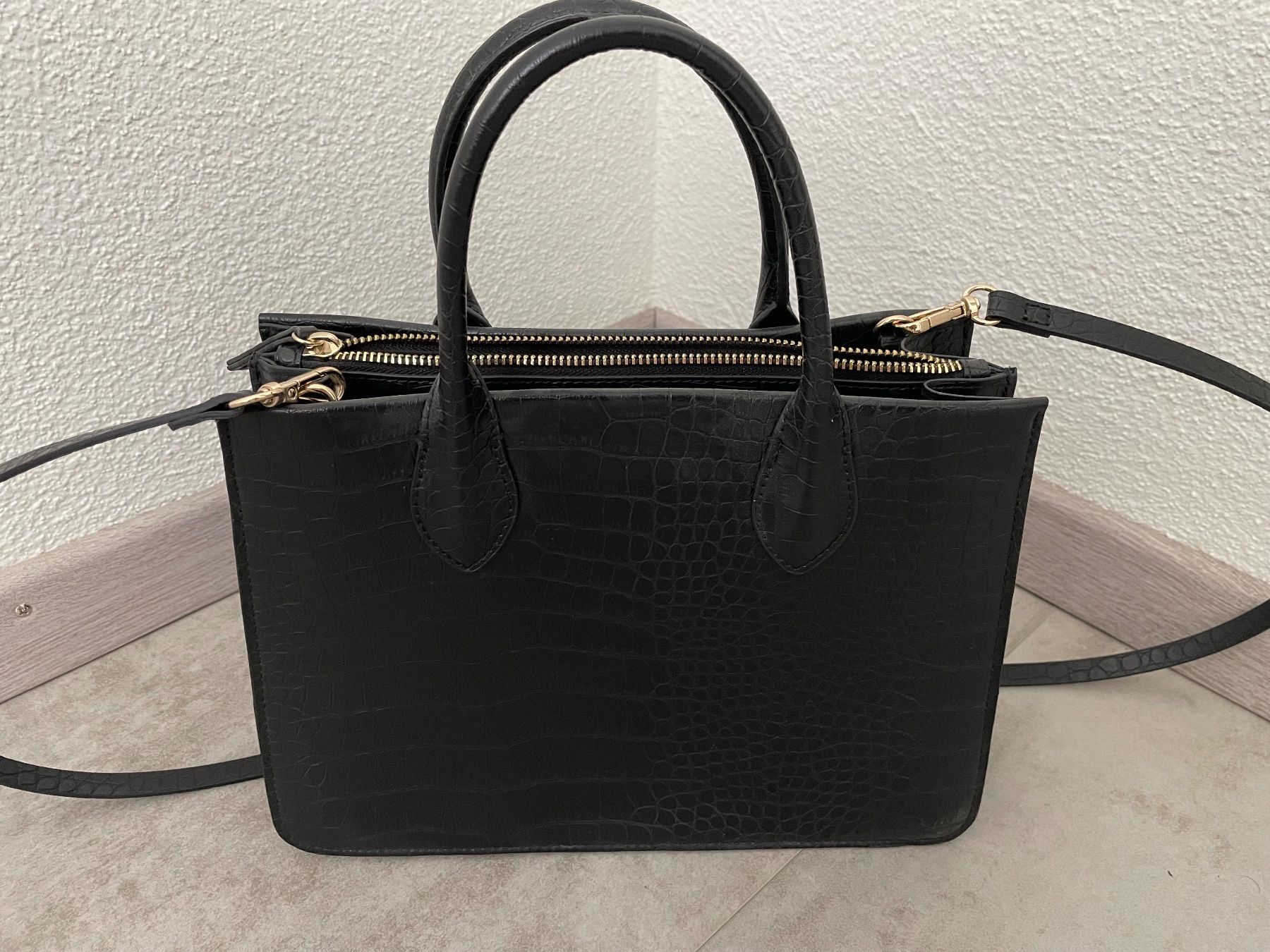 H&M Borse da donna: Handtasche schwarz mit Lederoptik / H&M – Usato da Jona venduto da dar_k2v9 2