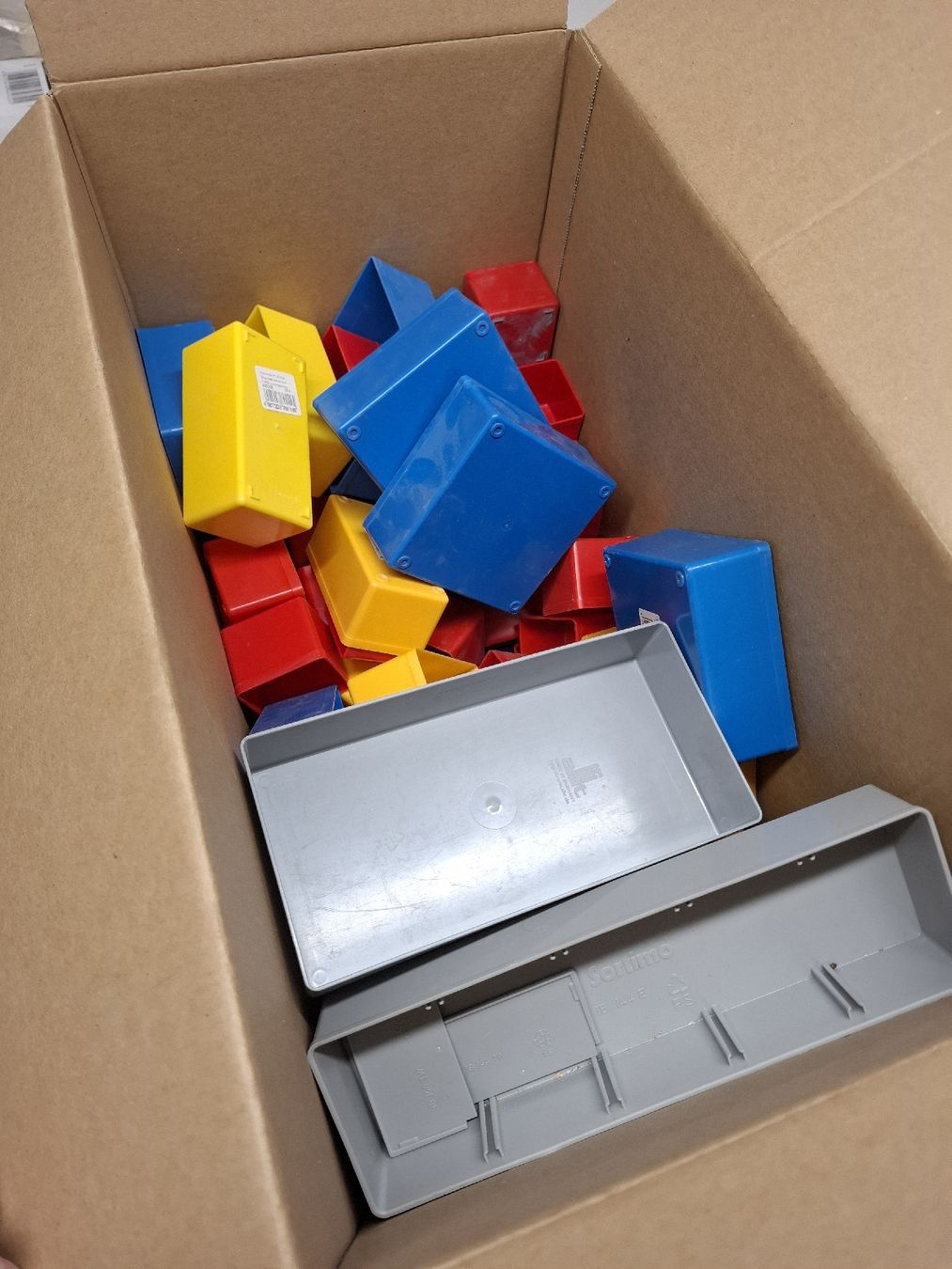 Contenitori & Simili: Sortimo Allit Einsatzboxen Set diverse Grössen gemischt – Usato da Windisch venduto da SamTheCam