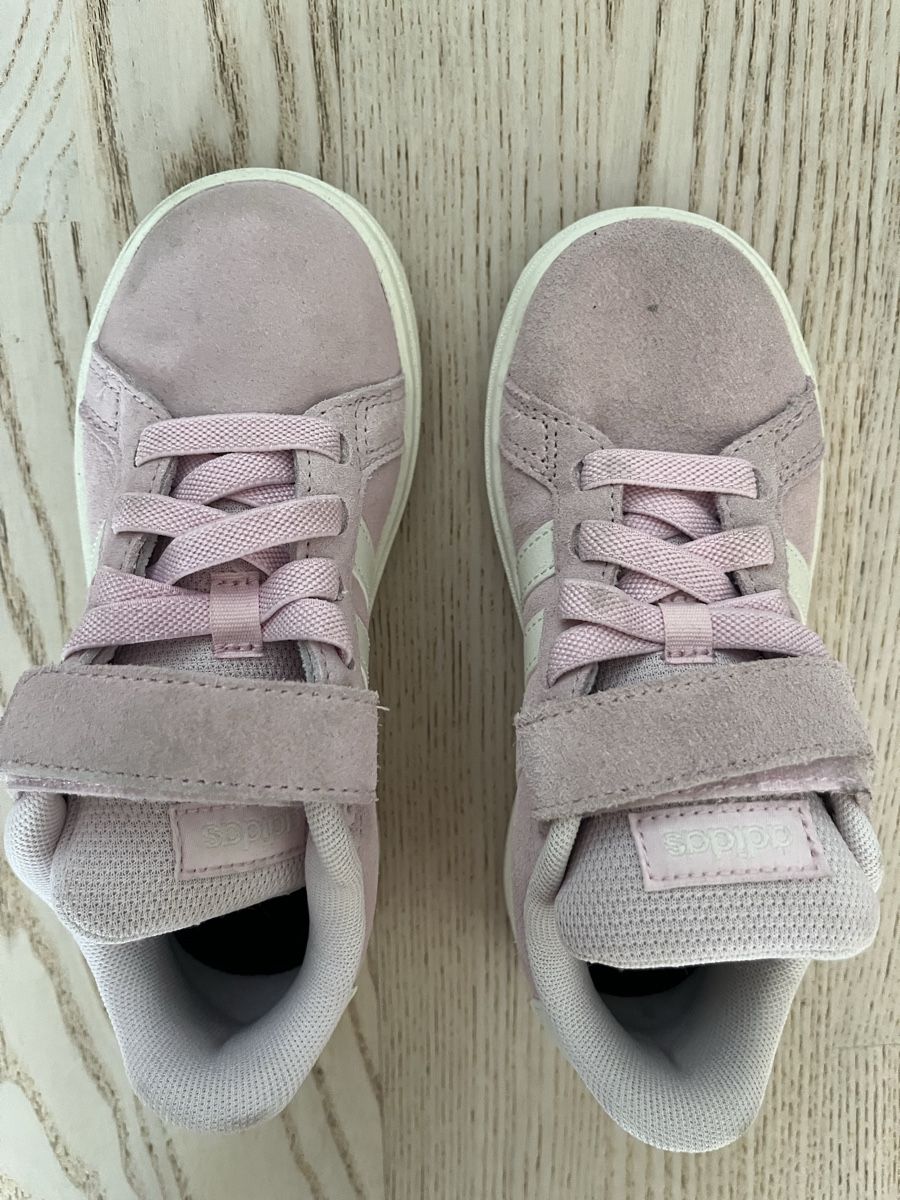 Adidas Scarpe per ragazzi: Neue Turnschuhe Adidas Grösse 30 – Nuovo (secondo la descrizione) da Ennetbaden venduto da Nala05 3