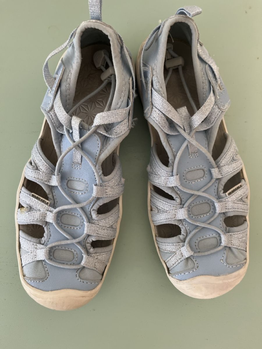 Keen Schuhe für Jungen: Keen Sandalen 34 – Gebraucht aus Uster von arcobalena02
