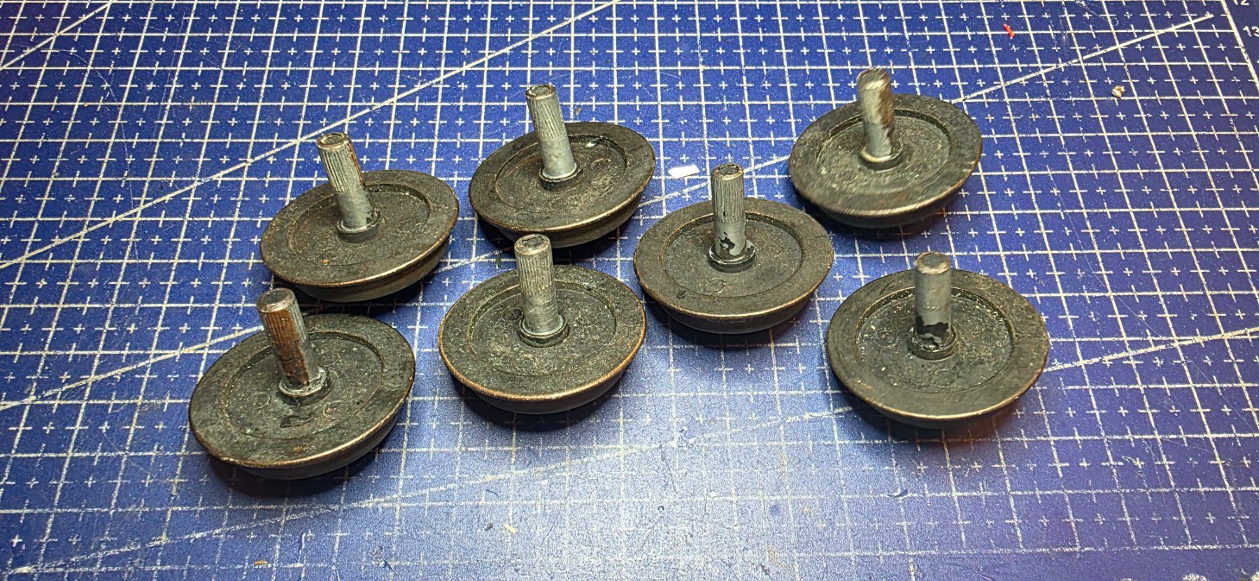 Modelleisenbahnen: Spur g Räder 7 stück gebraucht – Gebraucht aus Hochfelden von Danizh0 1