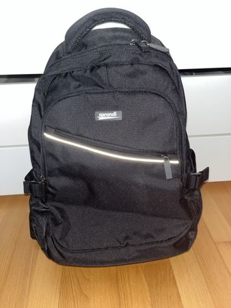 Schwarzer Rucksack