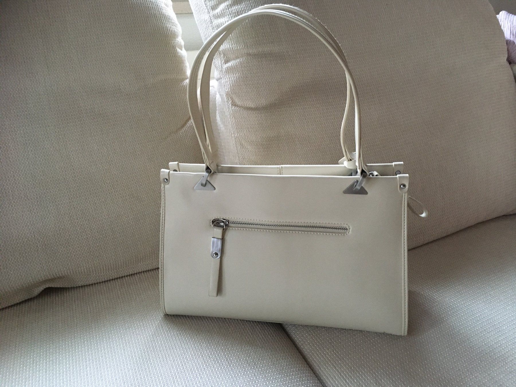 Taschen für Damen: Handtasche – Gebraucht aus Münchenstein von ann_2n6y 3