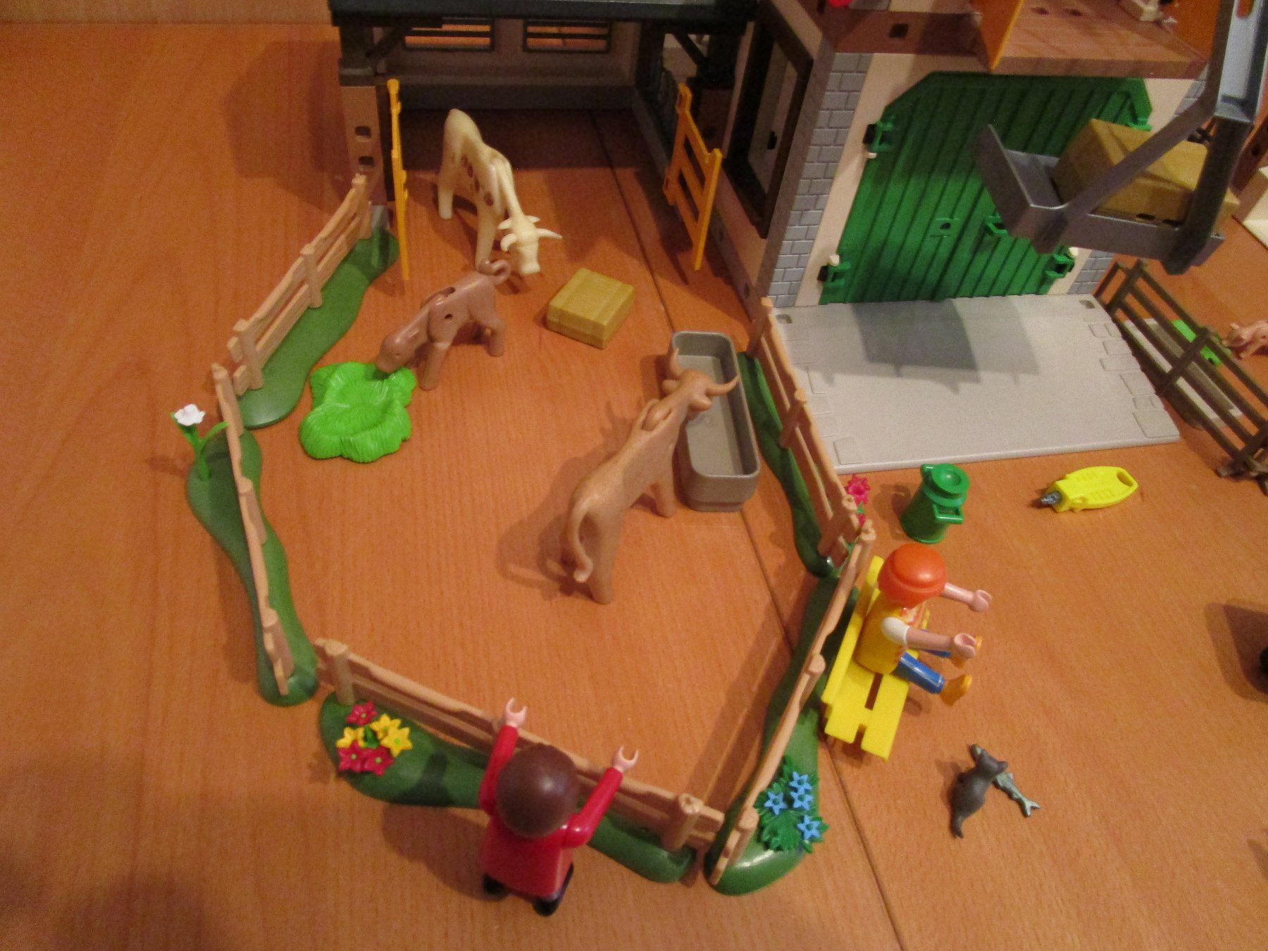 Playmobil Spielzeuge: Playmobil  -  Bauernhof 4490 – Gebraucht aus Wetzikon ZH von Storchadebar 2
