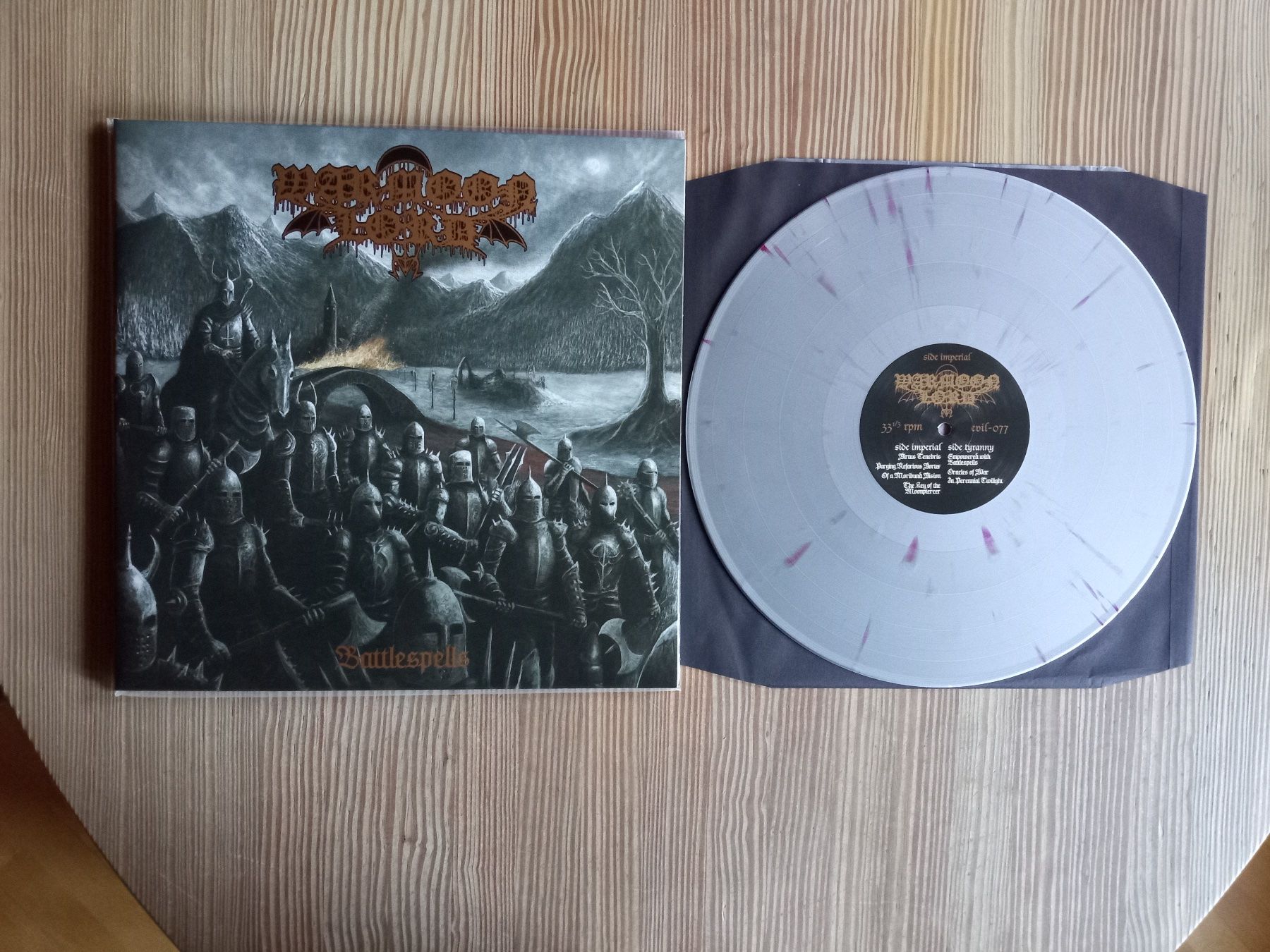 Dischi in vinile: Warmoon Lord-Battlespells 12'' Silver Splatter Vinyl LP 2022 – Nuovo (secondo la descrizione) da Brienz BE venduto da INTERNALFIRE