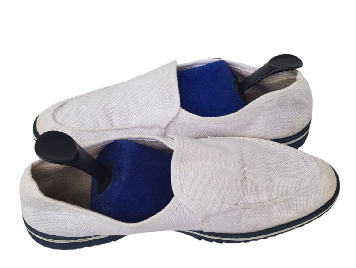 Scarpe da uomo: Stoffschuhe Vintage unisex – Usato da Mörschwil venduto da wunderkiste44