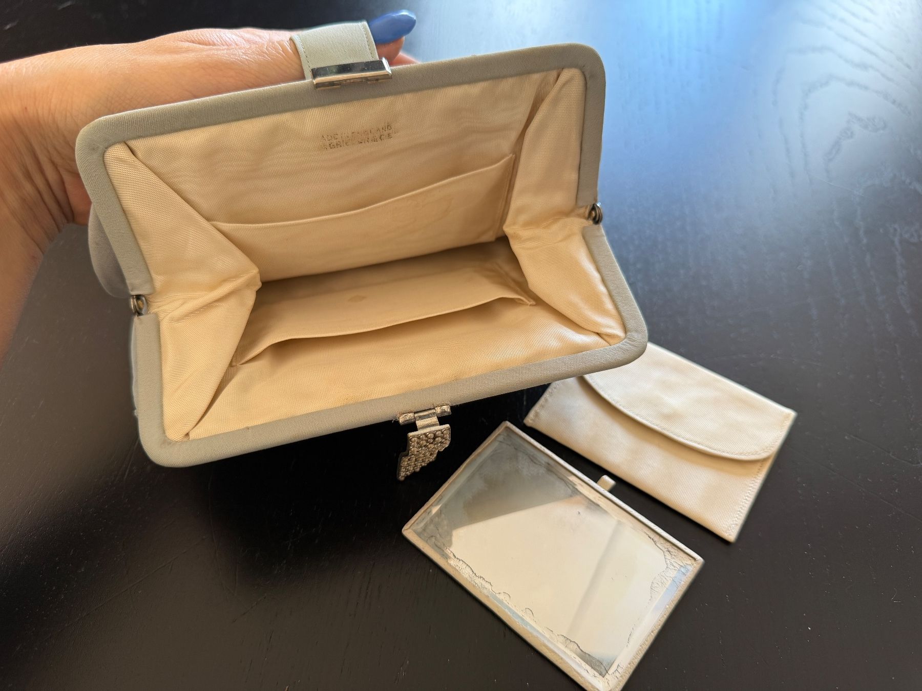 Borse da donna: Vintage Handtasche/Clutch, Stoff, hellgrau – Usato da Erstfeld venduto da Mario_boe0 3
