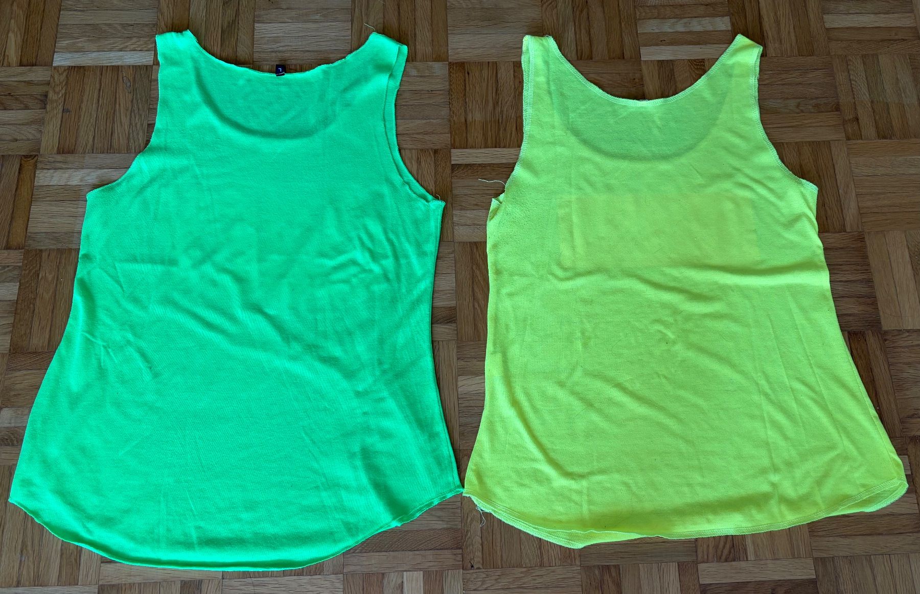 T-shirt: Damen T-Shirt, Ärmellos, Gr. L – Usato da Adliswil venduto da Myxin 1