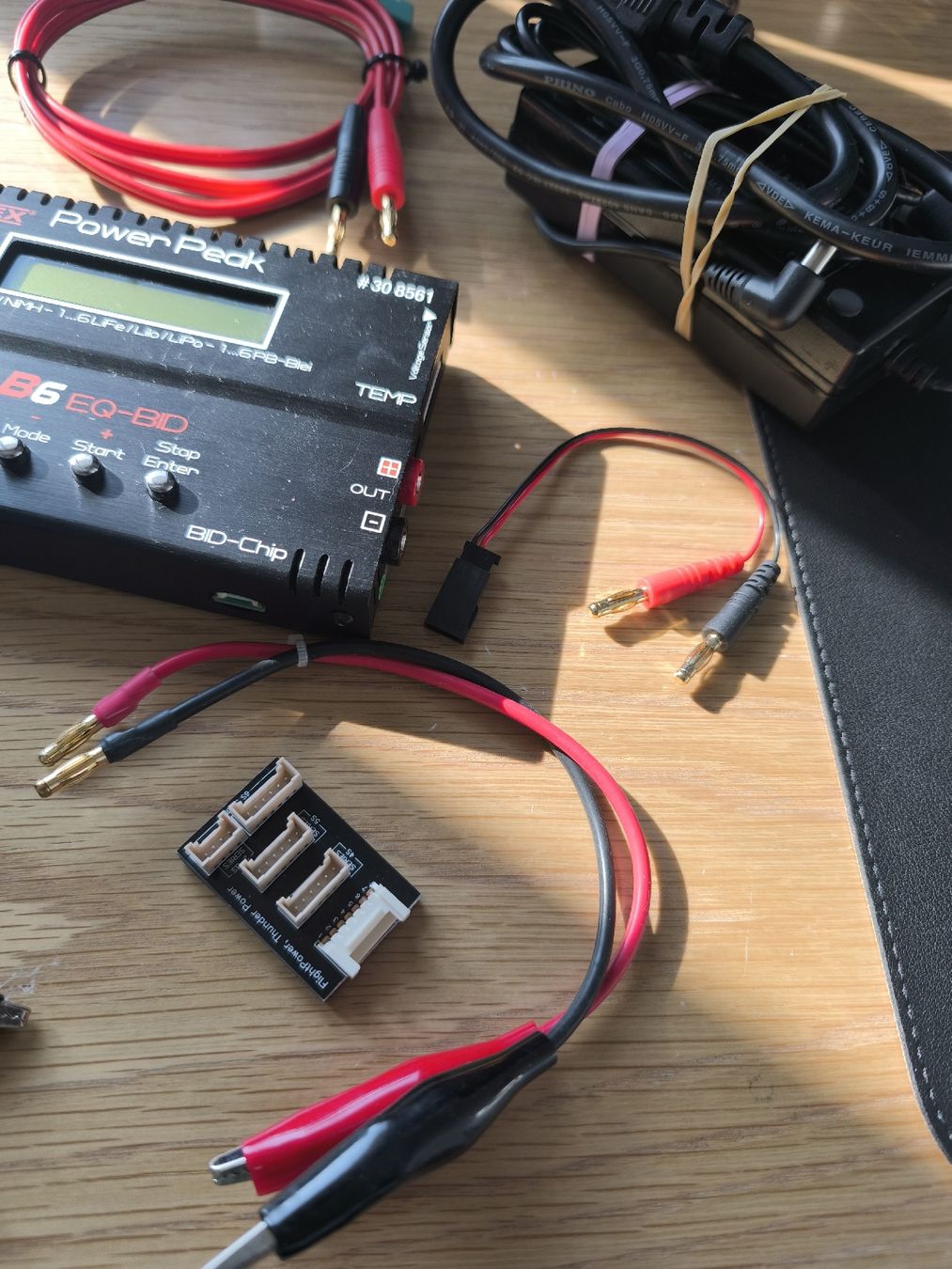RC Modellbau: Multiplex Power Peak B6 EQ-BID RC Charger Set – Gebraucht aus Neuchâtel von Carlosfmunoz 3