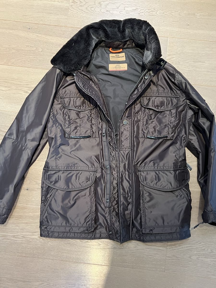 Parajumpers Giacche: Winterjacke Parajumpers – Usato da Hertenstein AG venduto da Stadtturm 6