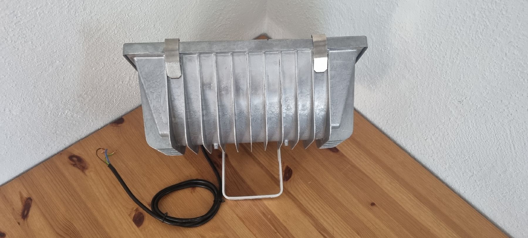 Lampade: Baustrahler Baustellenstrahler Halogen 1500 Watt Strahler – Nuovo (secondo la descrizione) da Affoltern am Albis venduto da thingsANDthings 6