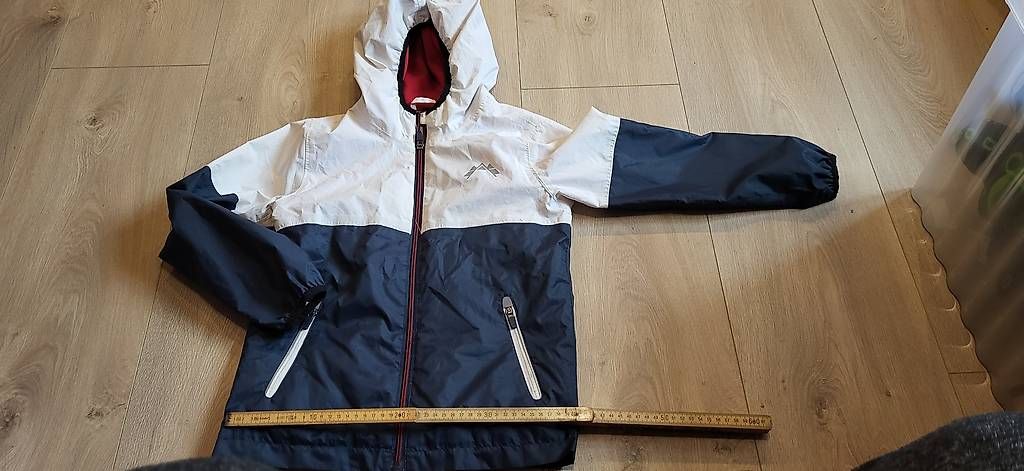 Jacken & Mäntel: Jungs Windjacke gr. 140 – Gebraucht aus Schweizersholz von fuchs06