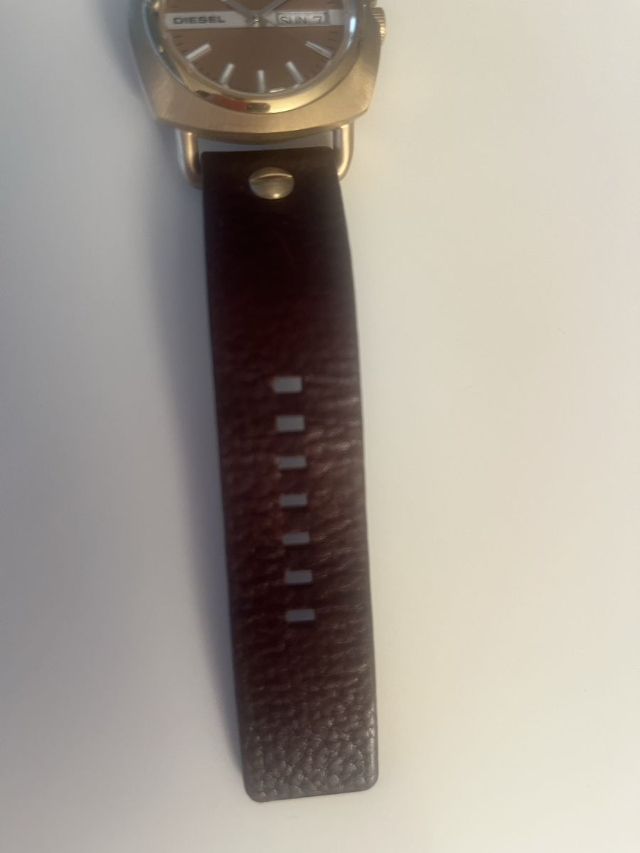 Diesel Orologi: Diesel Uhr Retro Herren / Unisex – Usato da Kerzers venduto da del13 3