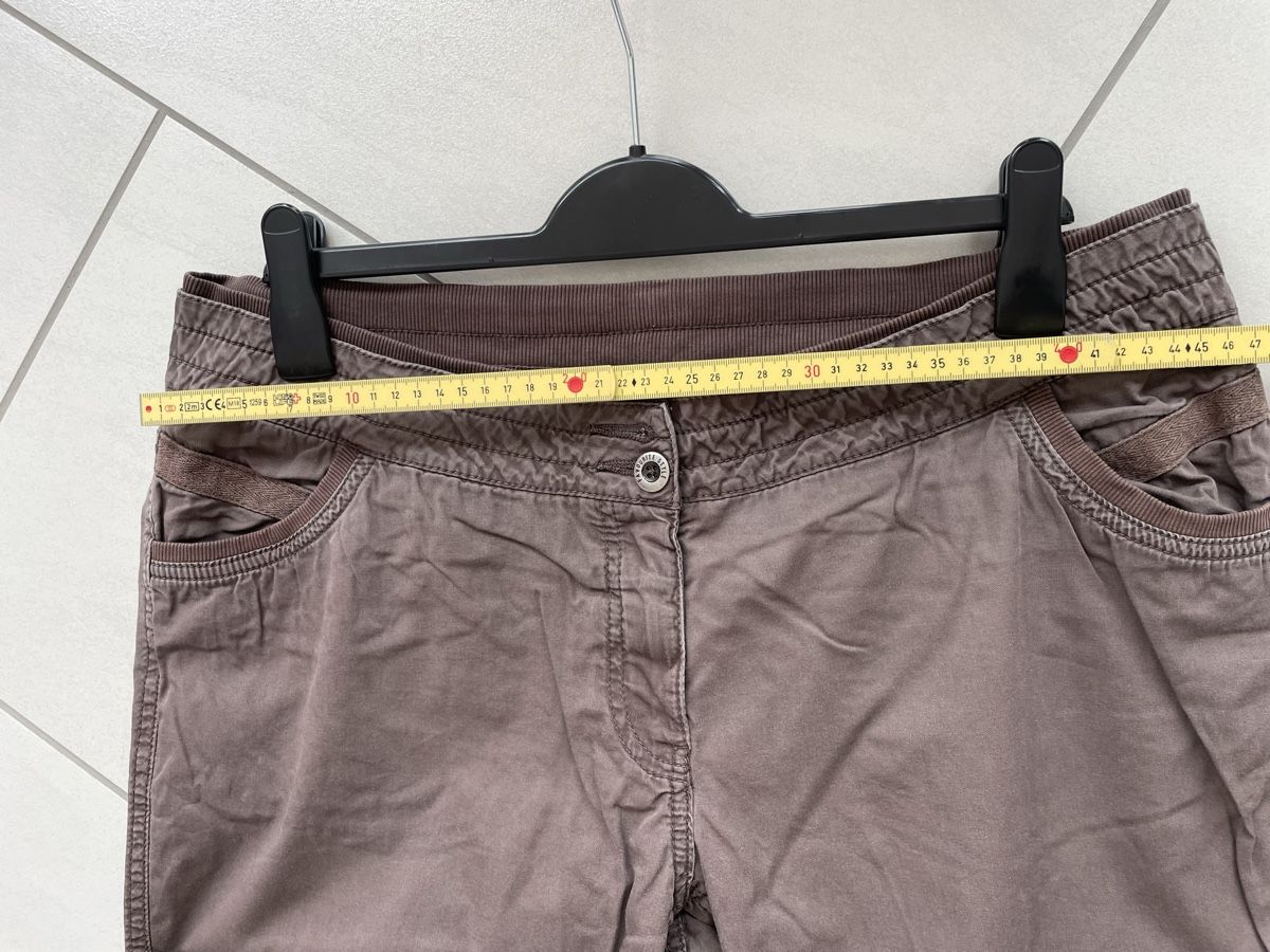 Pantaloni: Damenhose Gr XL 44/46 – Usato da Rüti ZH venduto da kar_xx9l 1