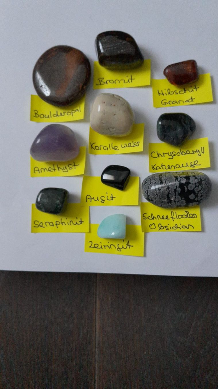 Minerali & Pietre curative: 10er Set Trommelsteine mit seltenem Zeiringit: Set 26 – Usato da Amriswil venduto da jae_9kvl