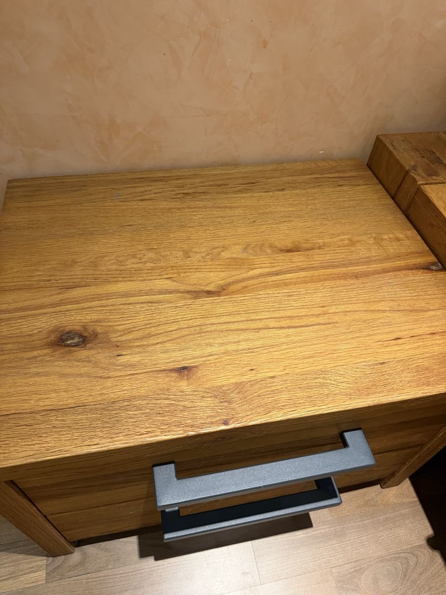 Comodini: 2x Nachttisch massiv – Usato da Worb venduto da DealPoint24 5