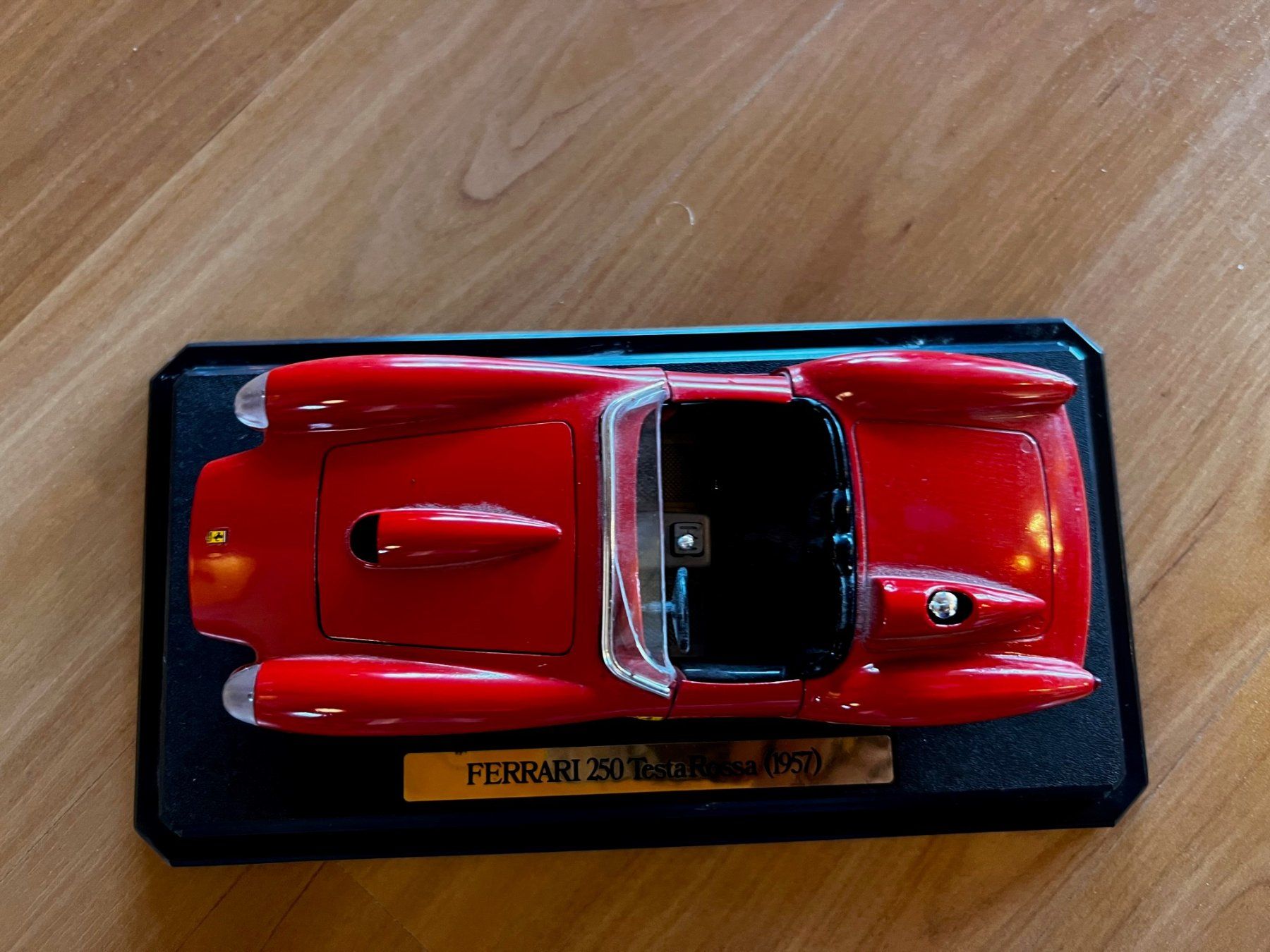 Ferrari Modellini d'auto: Modellauto Ferrari 250 TestaRossa (1957) – Usato da Zollikerberg venduto da chr_qb28 2