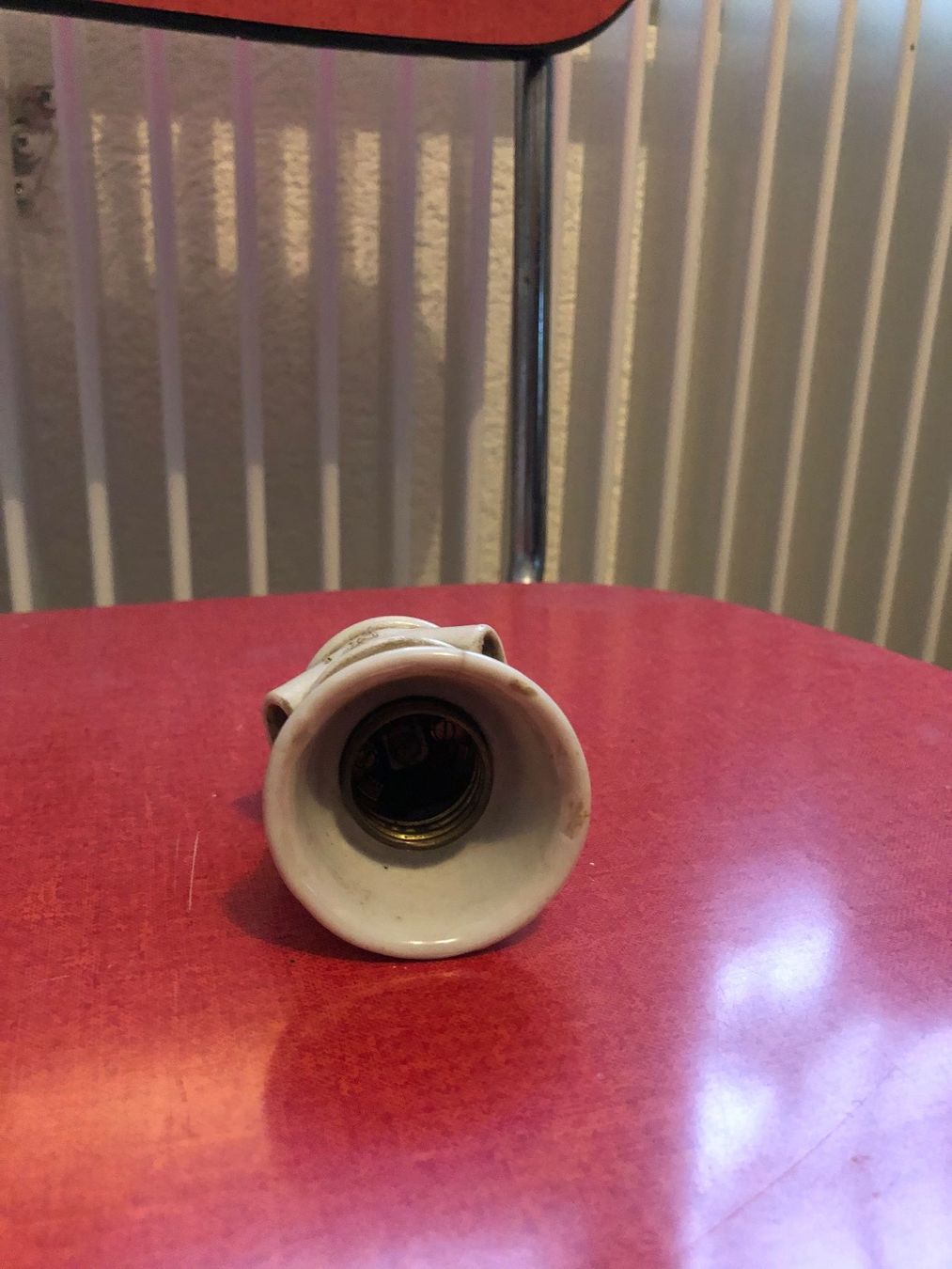 Lampade: Lampenfassung mit Doppelstecker, antik – Usato da Niederurnen venduto da Guste 2