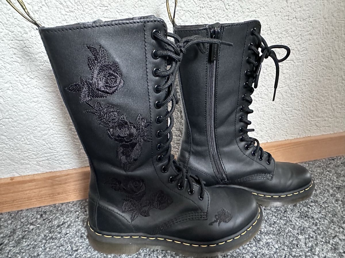 Dr. Martens Chaussures femmes: Stiefeletten Dr Martens Gr.38 – Neuf (Voir description) à Langenthal par san_5nql