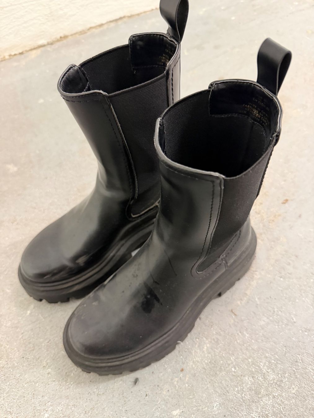 H&M Scarpe da donna: H&M Boots mit Plateausohle – Usato da St. Gallen venduto da kka_l9wg 1