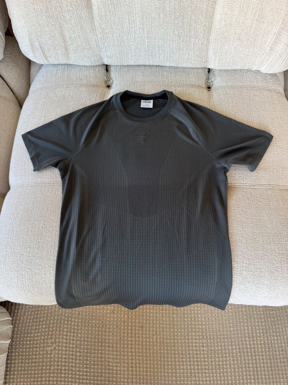 Gymshark T-shirt: Gymshark | T-Shirt – Nuovo (secondo la descrizione) da Horgen venduto da onur_5 2