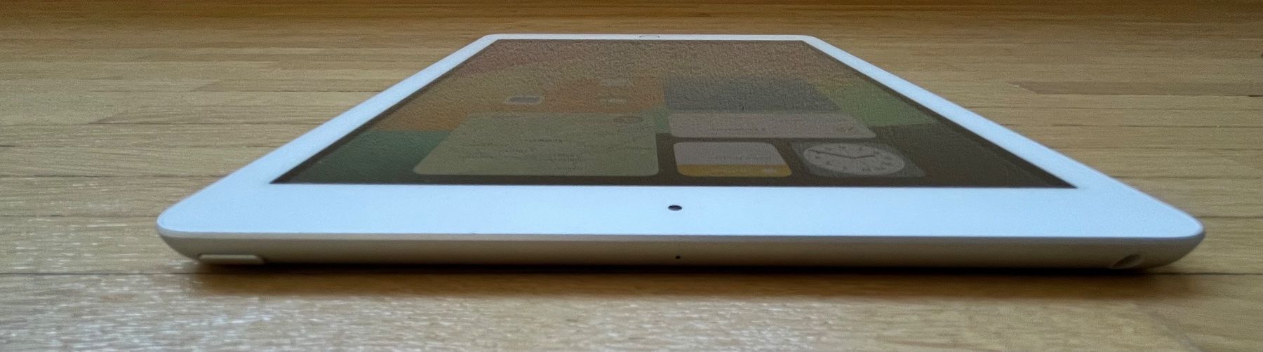 Apple Tablet PC: iPad 6. Generation silber WiFi 128 GB – Usato da Rüti ZH venduto da Mazsola777 6
