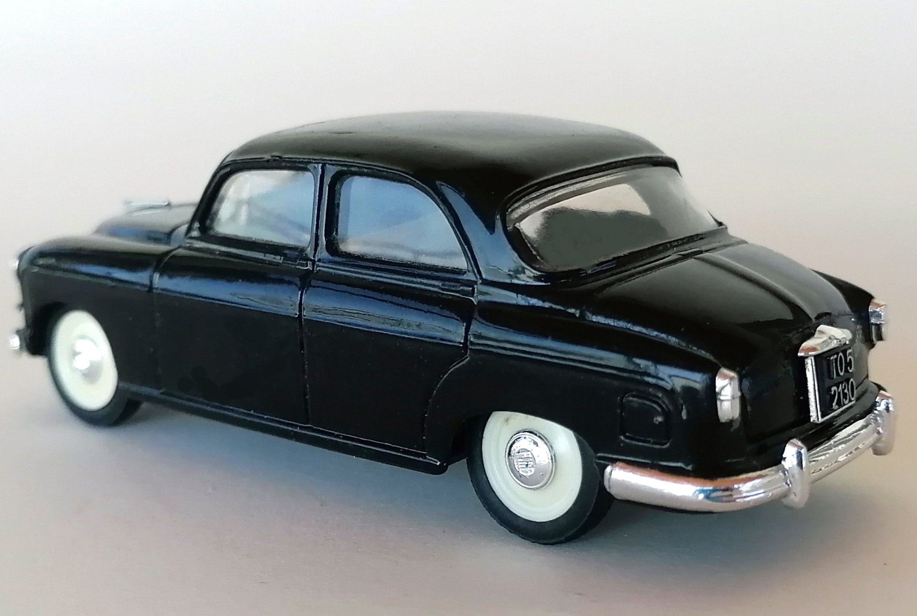Brumm Modellini d'auto: Brumm 1:43 Fiat 1400 B – Nuovo (secondo la descrizione) da Löhningen venduto da wit_zcl6 1