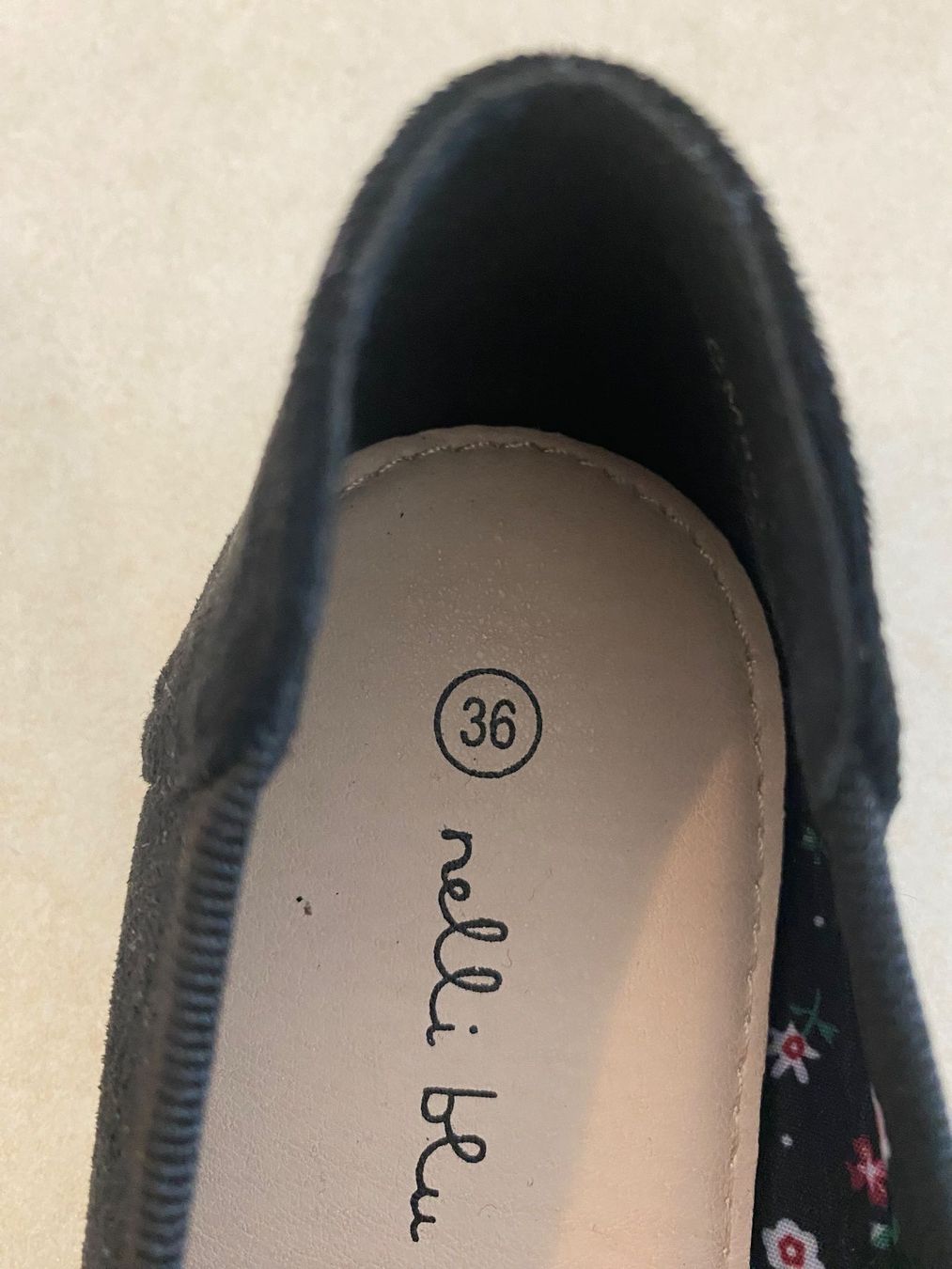 Scarpe per ragazze: Schwarze Ballerinas, Gr. 36 – Usato da Küssnacht am Rigi venduto da icbicb 4
