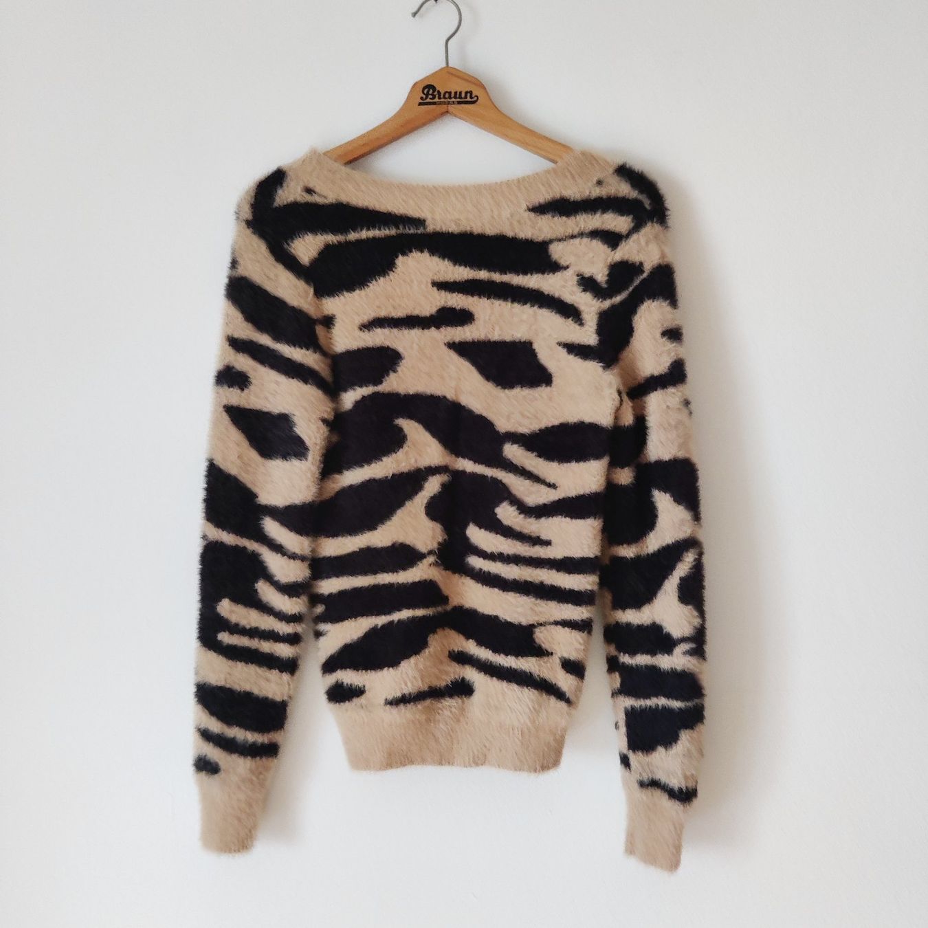 Rainbow Maglioni & Felpe: RAINBOW Plüsch Zebra Strick Shirt Pulli Pullover Gr.XS NEU – Nuovo (secondo la descrizione) da Winterthur venduto da Lotusherz 1