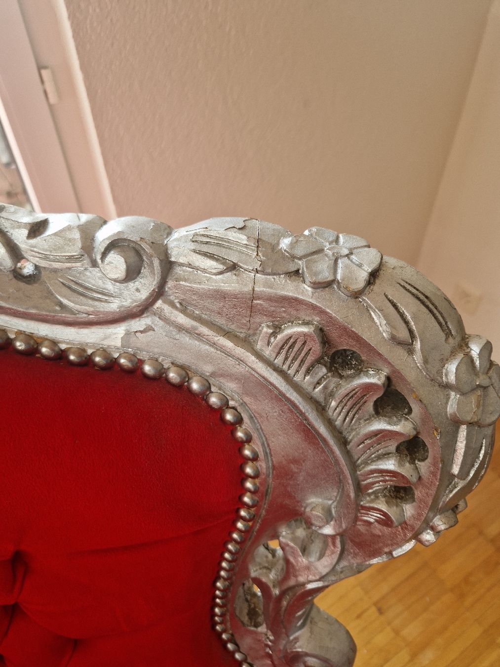 Poltrone: Barock Sessel Rot/Silber – Usato da Wallisellen venduto da GCR01 1