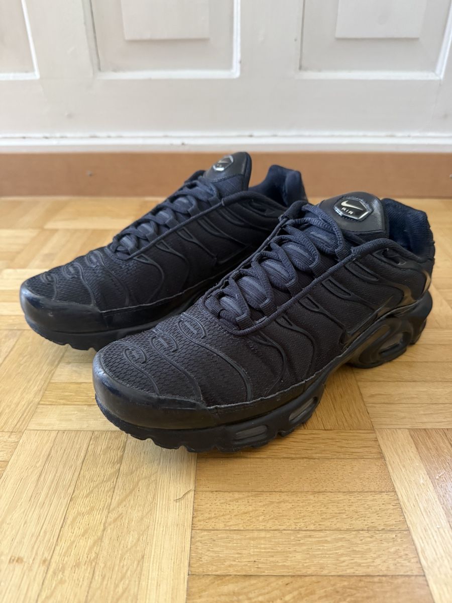 Nike Chaussures hommes: Baskets Nike Air Max Plus noir état acceptable – D'occasion à Zürich par Butpiquant 1