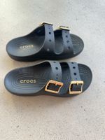 Crocs Pantolette flach - black / 39