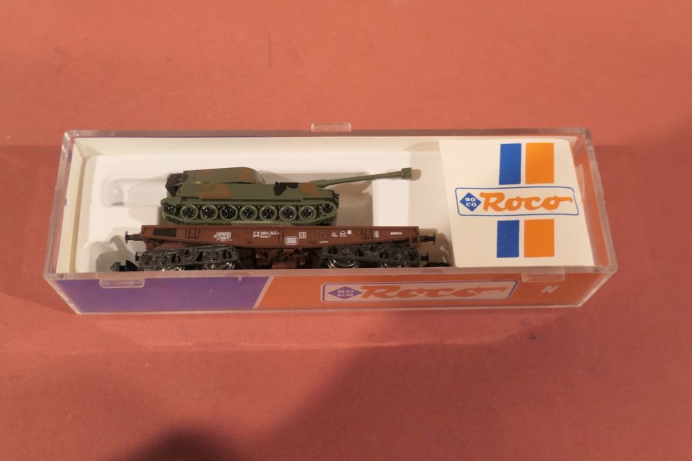 Roco Schwerlastwagen, beladen mit Panzerhaubitze | Kaufen auf Ricardo