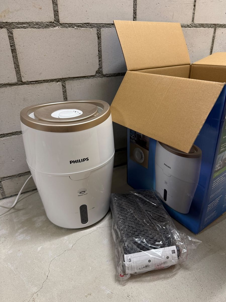 Philips Humidificateurs: Philipps Luftbefeuchter Series 2000 – D'occasion à Winterthur par lue_sqt9