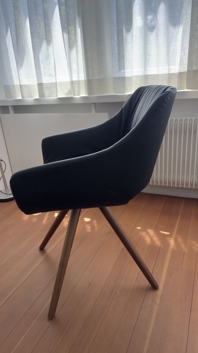 Stühle: Retro Design Bürostuhl Lili  – Gebraucht aus Zug von hwa_r5s2 2
